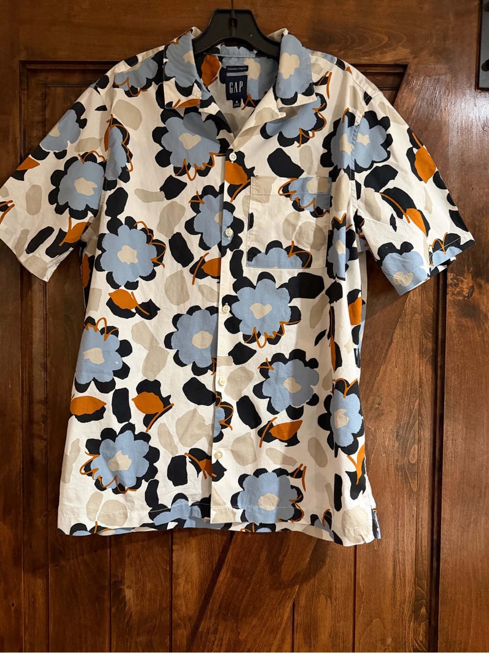 GAP Shirt